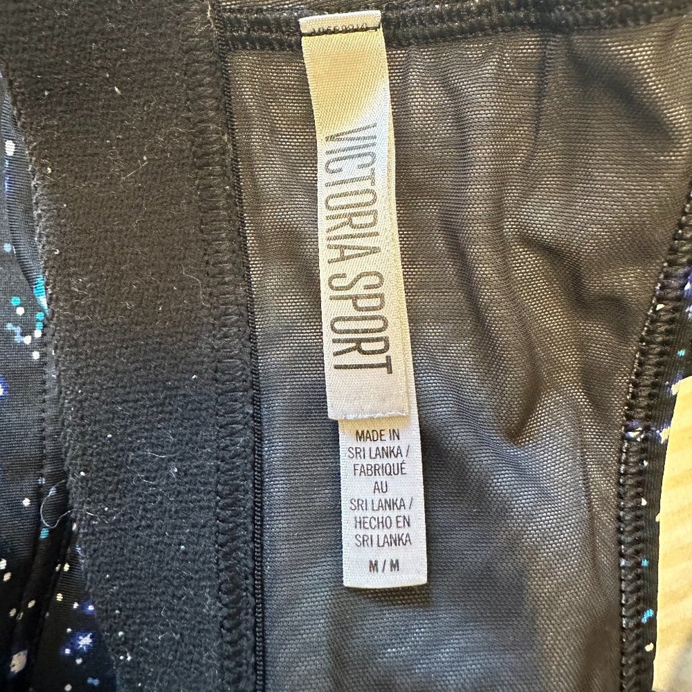 Galaxy sports bra from Victoria's Secret - Picture 4 of 4